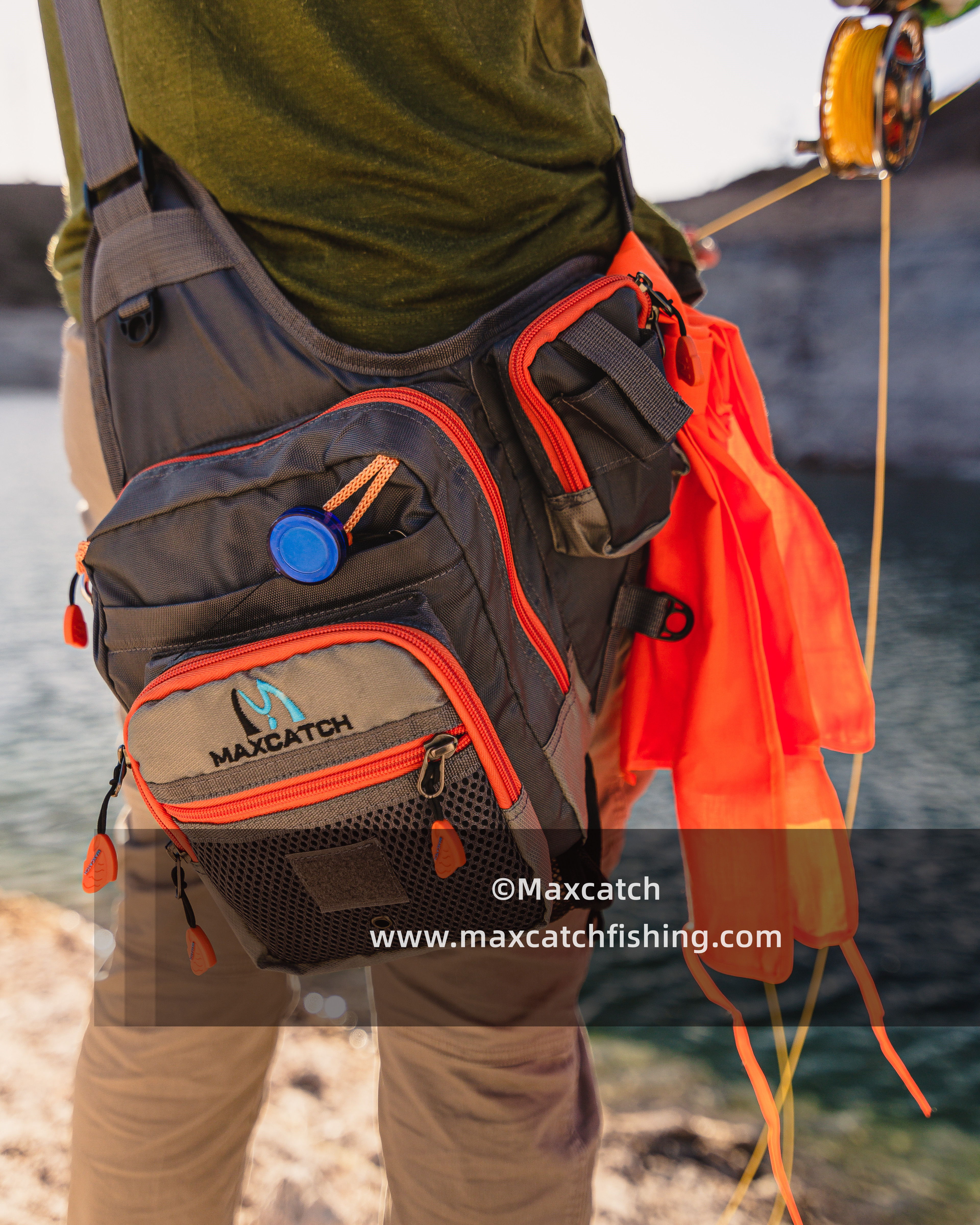 V Cross 23*21*8.5 cm Fishing Bag Waterproof Multi Function Fishing